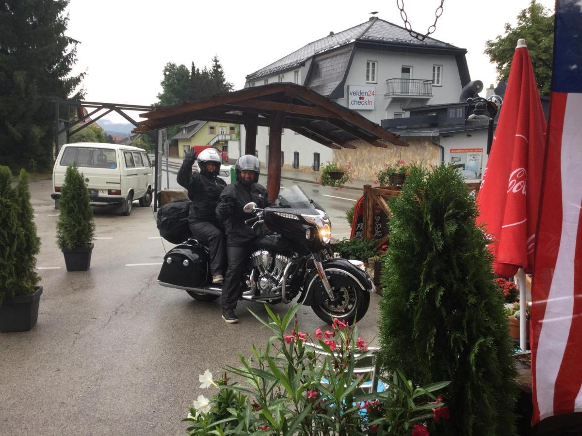 Old'S Car Zimmer & Apartment Vermietung Velden am Woerthersee Luaran gambar